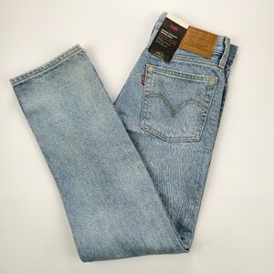 NWT Levi’s Wedgie Straight Jeans Distressed High Rise Women 25x28